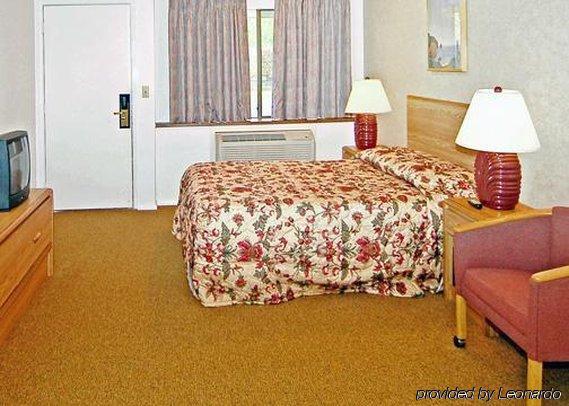 Oyo Hotel Centralia Kamer foto