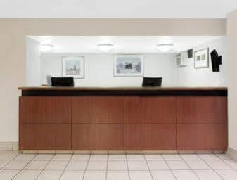 Oyo Hotel Centralia Buitenkant foto